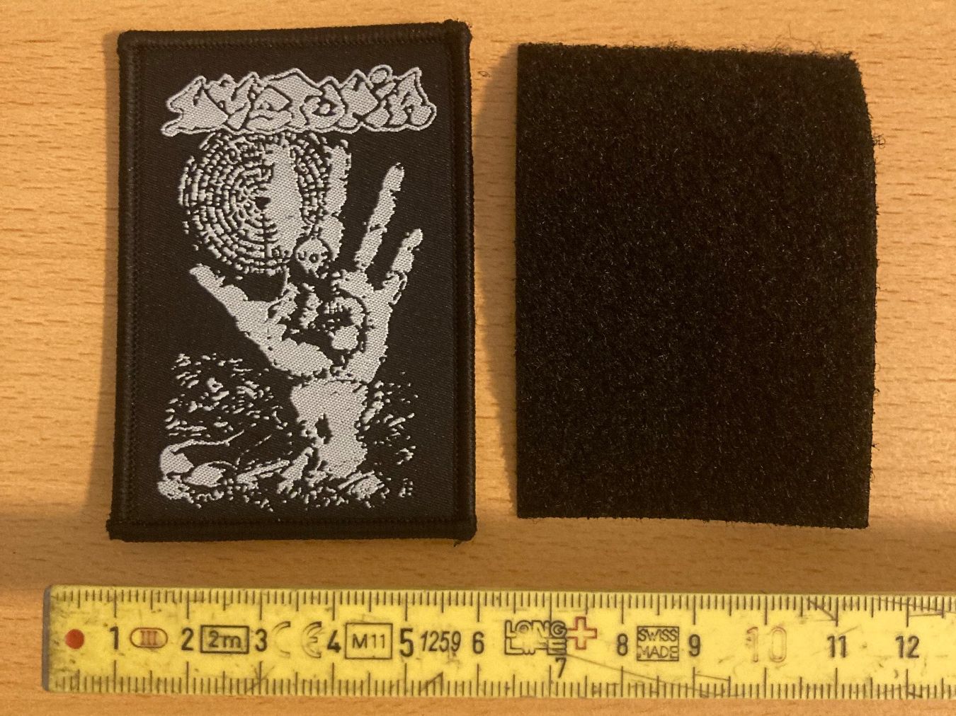 Toppe: Dystopia Patch mit  Klettverschluss Rock Punk Metal – Nuovo (secondo la descrizione) da Horn venduto da abutre72