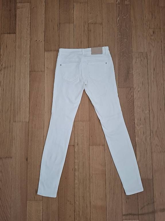 Only Jeans: Jeans Only – Usato da Root D4 venduto da DMA02 2