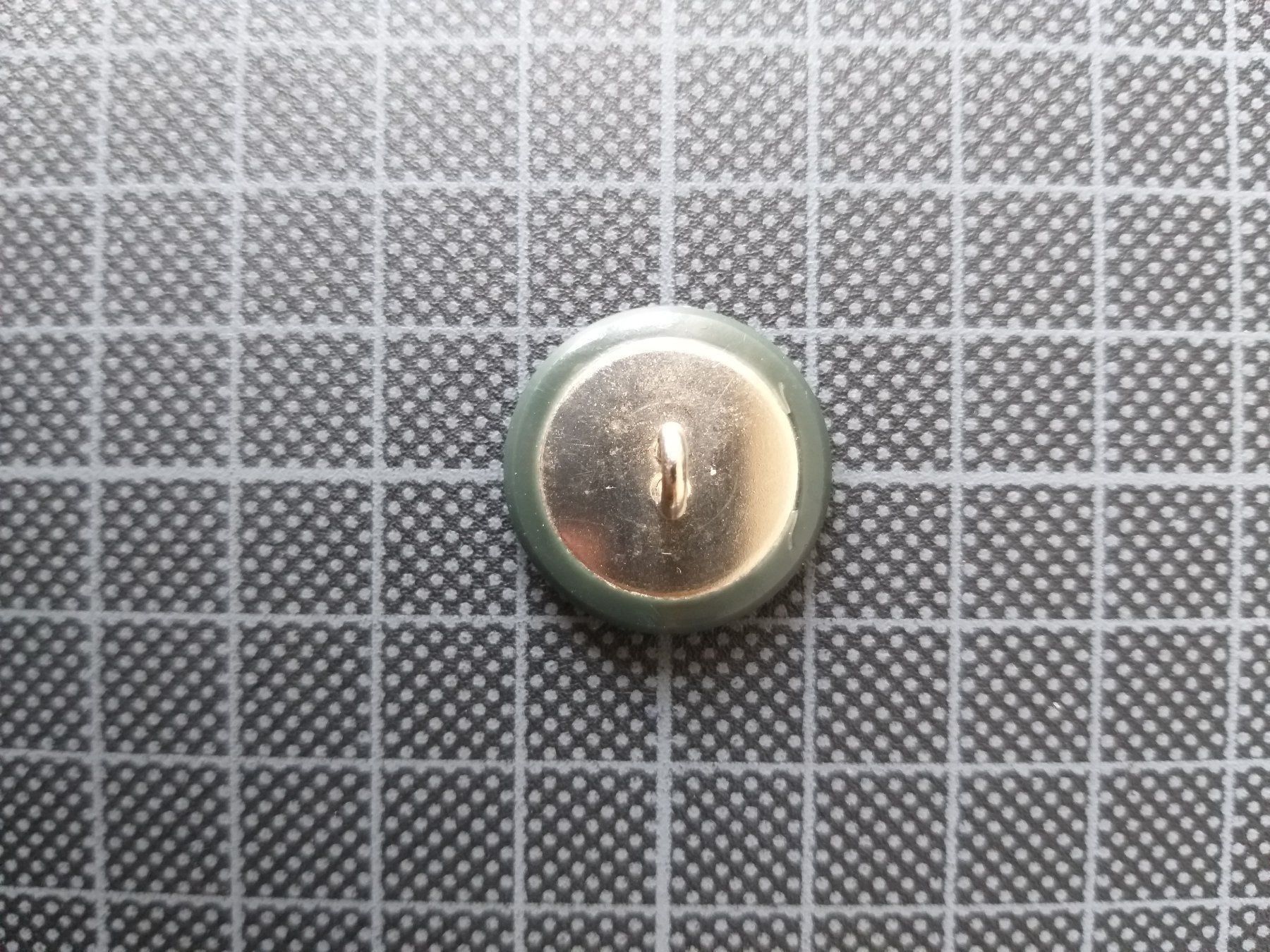 Uniformi & Effetti personali: Uniformknopf Ord. 1949 23 mm Variante 2 – Usato da Bauma venduto da SwissMilitaria 1