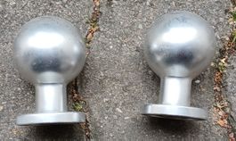 2x Türknöpfe Metall rund silberfarbig