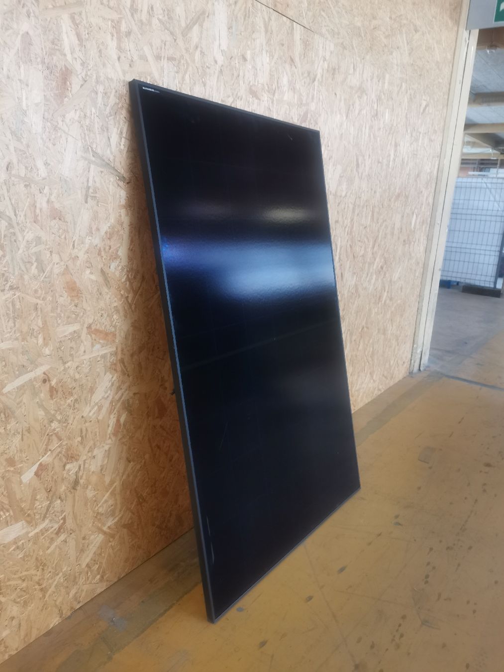 Longi Solargeräte und Solarprodukte: Solarmodule Neu 465 W Fullblack Longi  – Neu und originalverpackt aus Winterthur von Deins_8j77 4