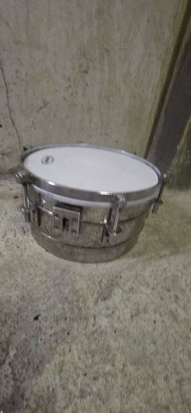 Musikinstrumente: Dixon 12" Professional Timbales – Gebraucht aus Rapperswil SG von Portschluessel 1