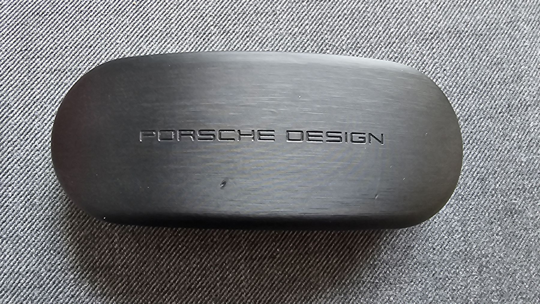 Porsche Altro in  Abbigliamento & Accessori: Brillenetui Porsche Design – Usato da Sirnach venduto da pius062