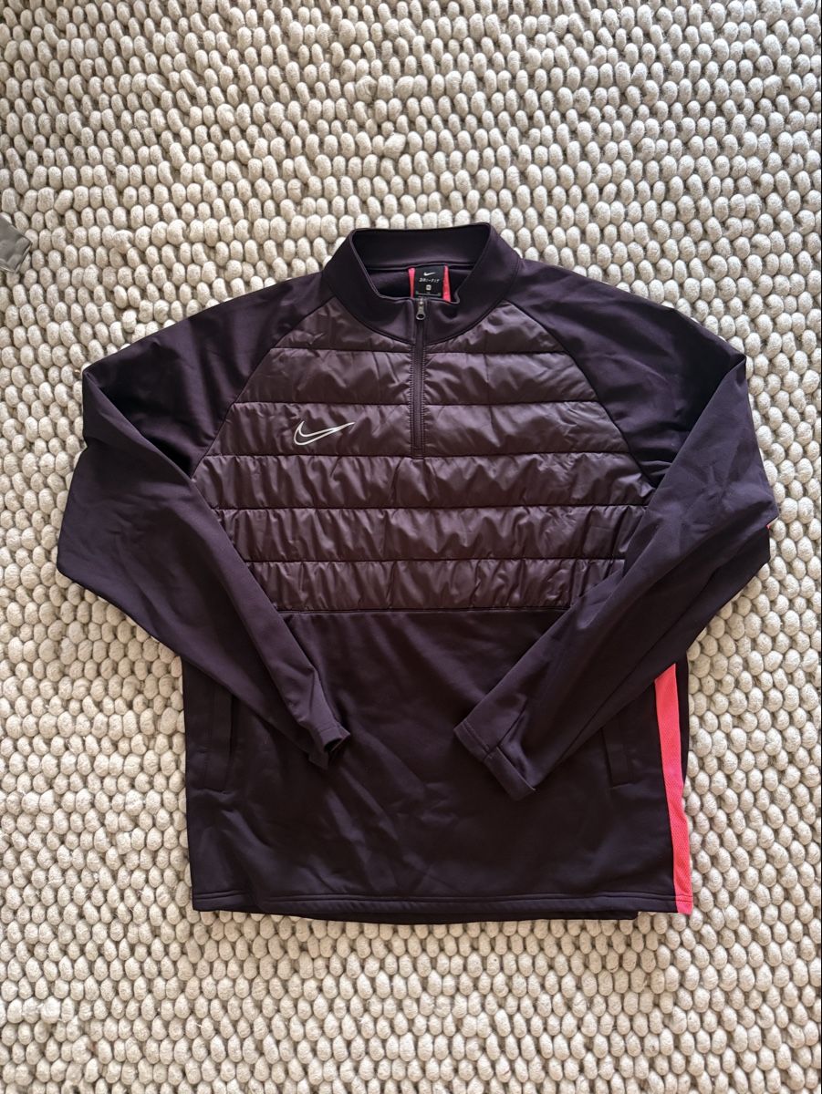 Nike Maglioni & Felpe: Nike Trainingspulover – Usato da Schaffhausen venduto da deda13
