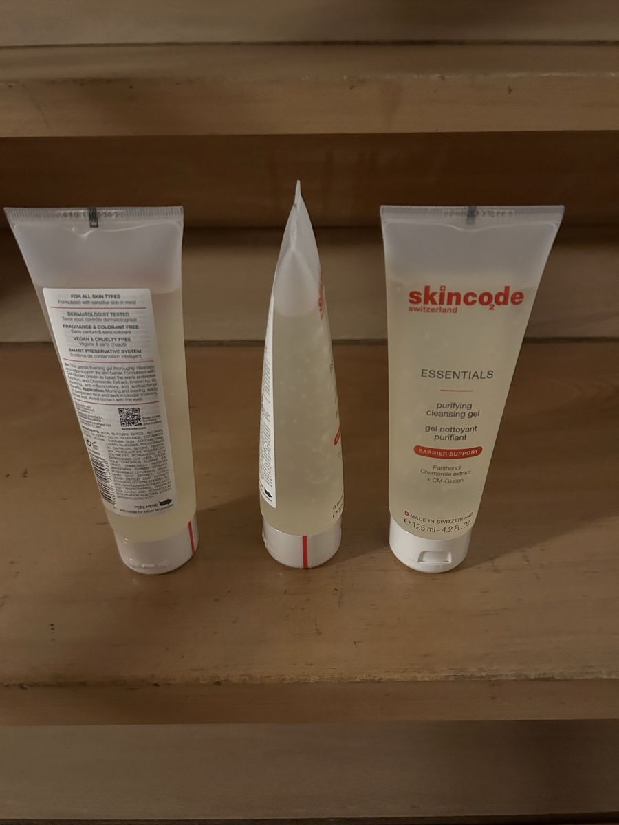 Cura del viso: Skincode essentials purifying cleansing gel – Nuovo e nell'imballaggio originale da Meilen venduto da Stefkil