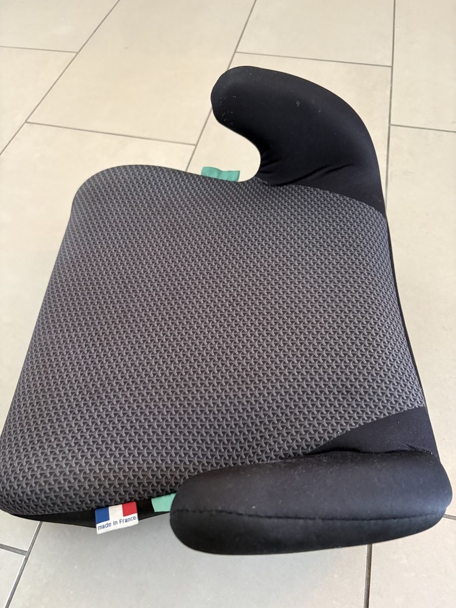 Seggiolini per auto: Booster réhausseur 126-150cm babycare – Usato da St-Livres venduto da rap_9hr7 1