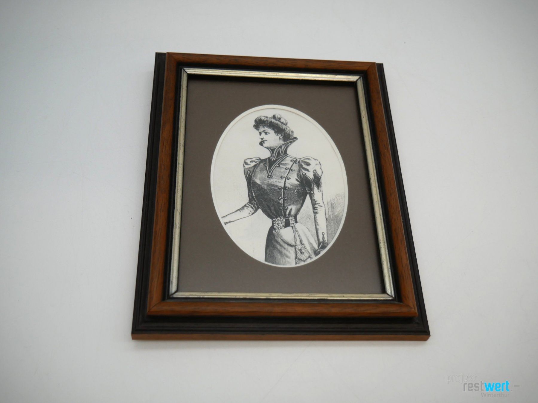 Foto & Immagini: Historische Modeillustration Dame Puffärmel 1900 – Usato da Winterthur venduto da Restwert_Winterthur