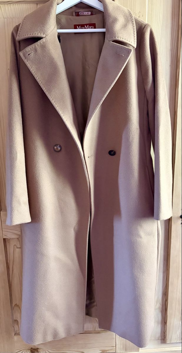 Max Mara Cappotti: Max Mara Mantel aus Wolle – Nuovo (secondo la descrizione) da Wolfwil venduto da deb_w6cr 2