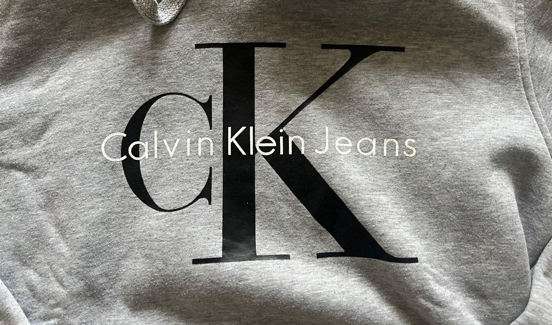 Calvin Klein Maglioni & Felpe: Kapuzenpullover von Calvin Klein, Gr. M – Nuovo (secondo la descrizione) da Adliswil venduto da Myxin 1