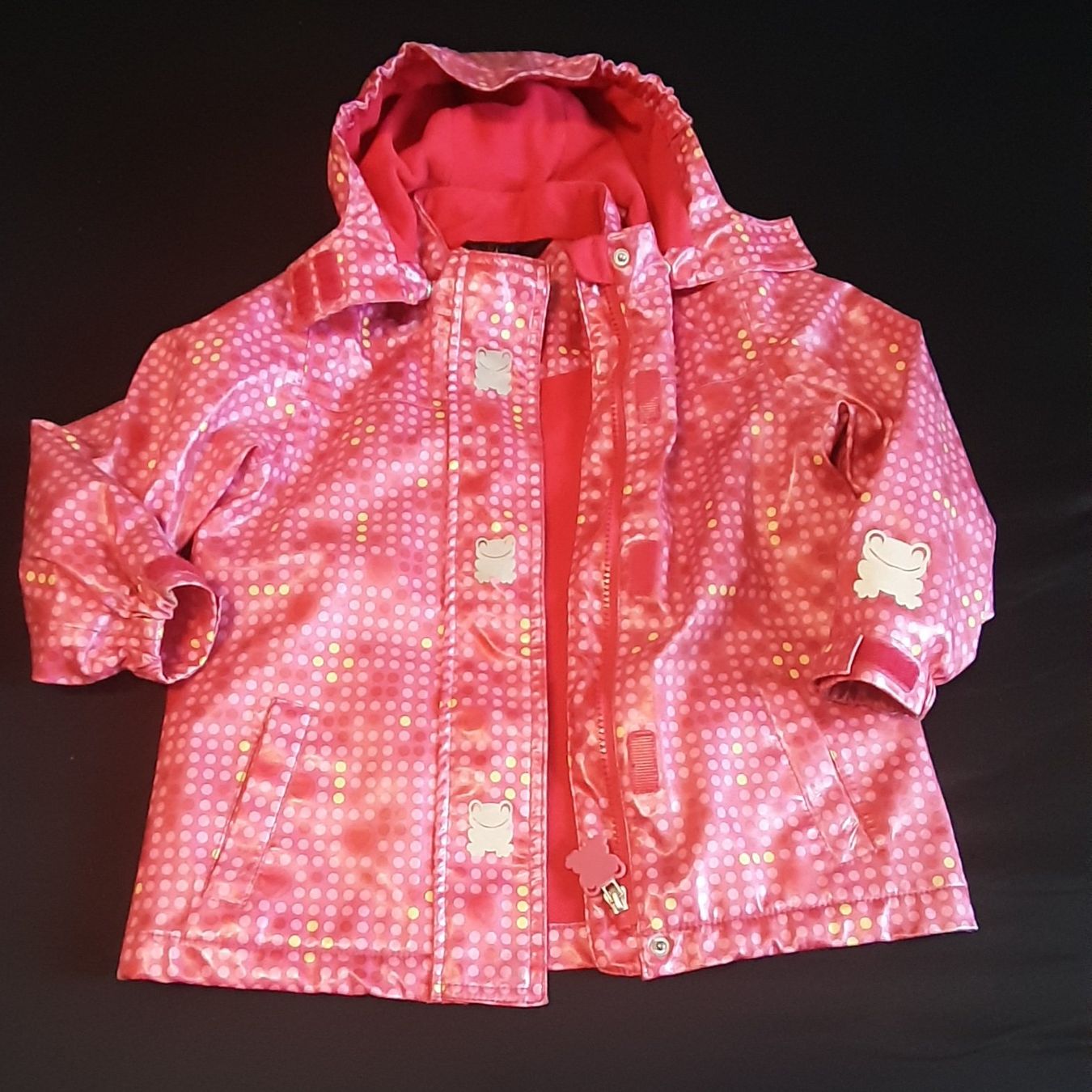 Tchibo Jacken & Mäntel: Regenjacke Gr.98/104 – Gebraucht aus Wiler b. Utzenstorf von ryan81