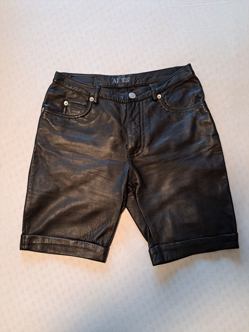 Armani Pantaloni: Echt Leder Armani Jeans – Usato da Allschwil venduto da Vision139