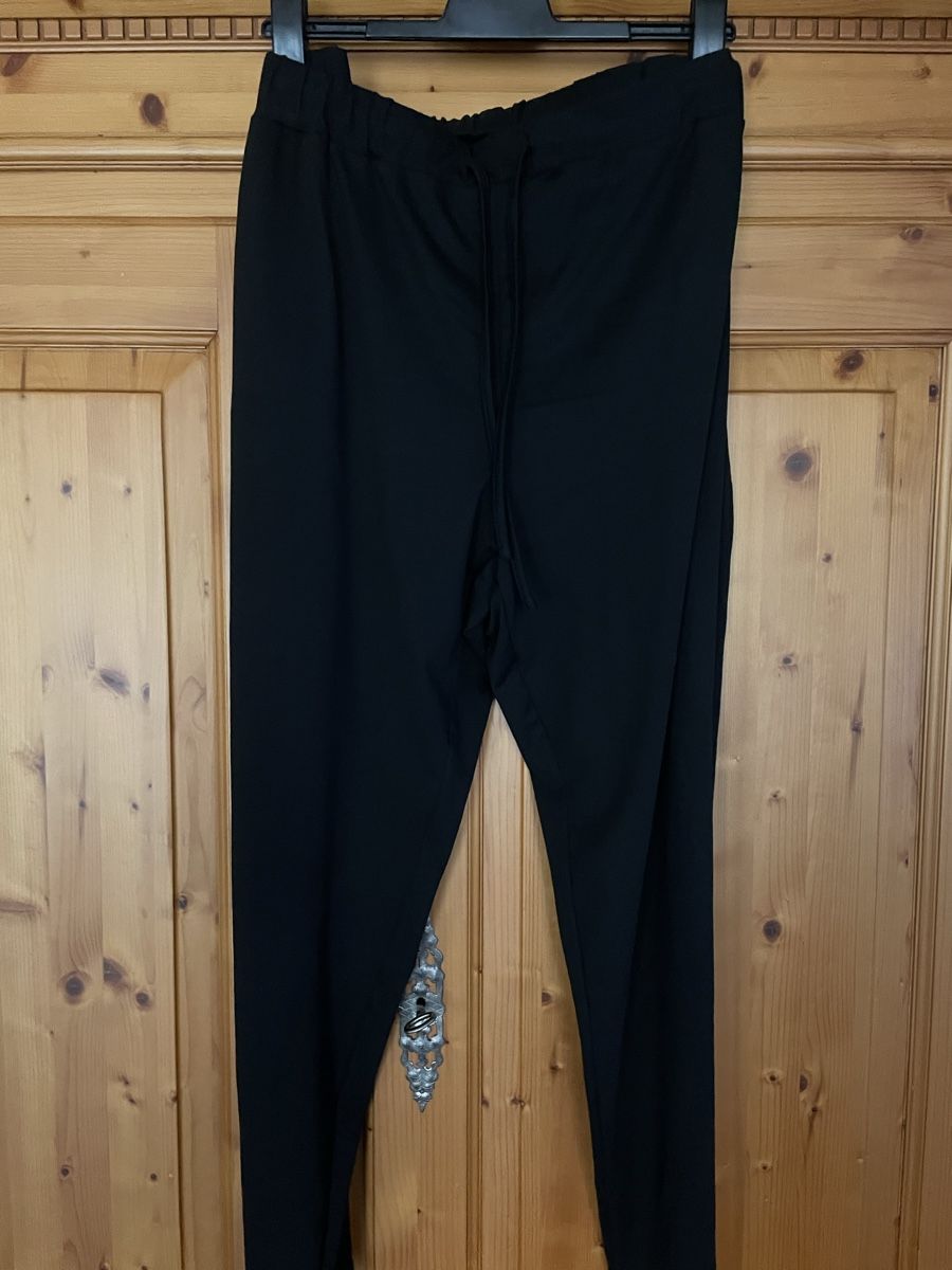 Pantalons: HOSE - SCHWARZ - NEU - GRÖSSE 4XL – Neuf avec emballage d'origine à Buchs AG par fischli610 3