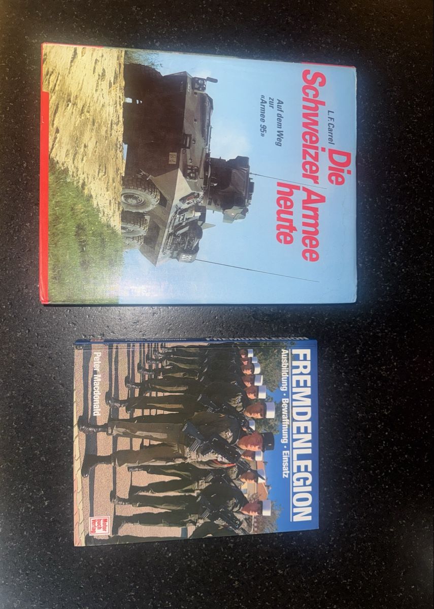 Livres: Bücher Militär – Neuf (Voir description) à Bad Ragaz par mmcb