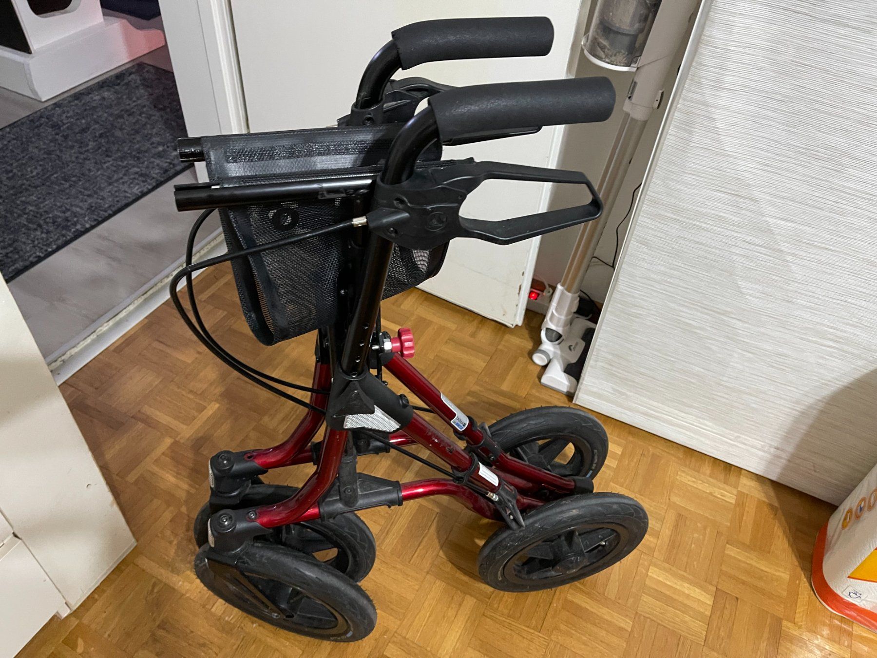 Aides à la marche: Rollator für Draussen – Défectueux à Regensdorf par siro.21 2