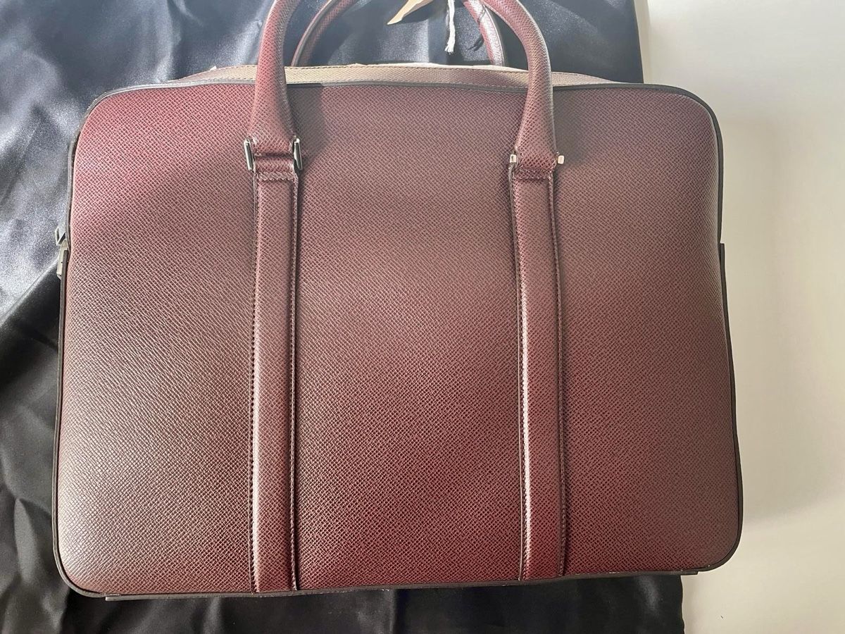 Borse da donna: Hugo Boss New Handbag leather – Nuovo (secondo la descrizione) da Zürich venduto da Felice_77 2