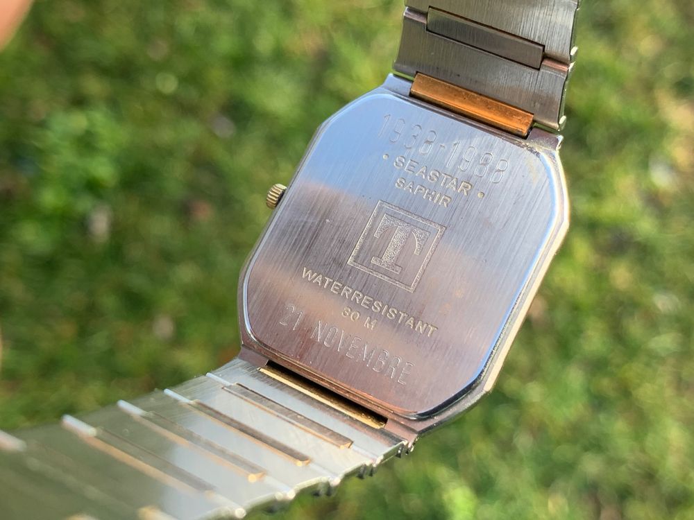 Boîte De Présentation Pour Montre Tissot Vintage - Plastique Bleu - Années 80 - Occasion