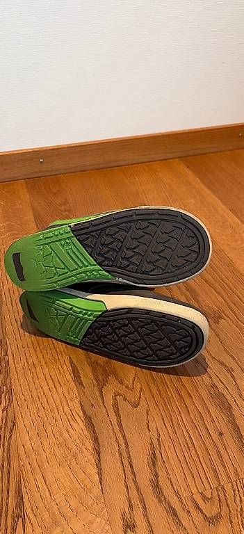 Scarpe per ragazzi: Gummistiefel Gr 34  – Usato da Buchrain venduto da mar_m9kv 1