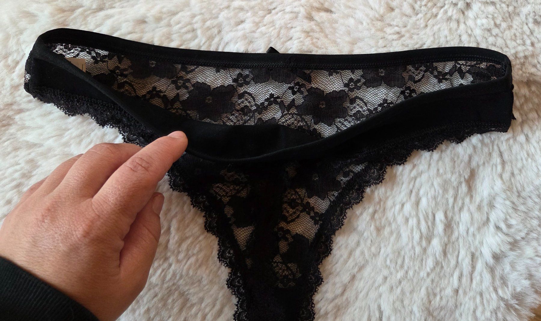 Sonstige Unterwäsche: String/Slip Spitze schwarz,Gr.S – Gebraucht aus Siblingen von Vany_McDougall 3