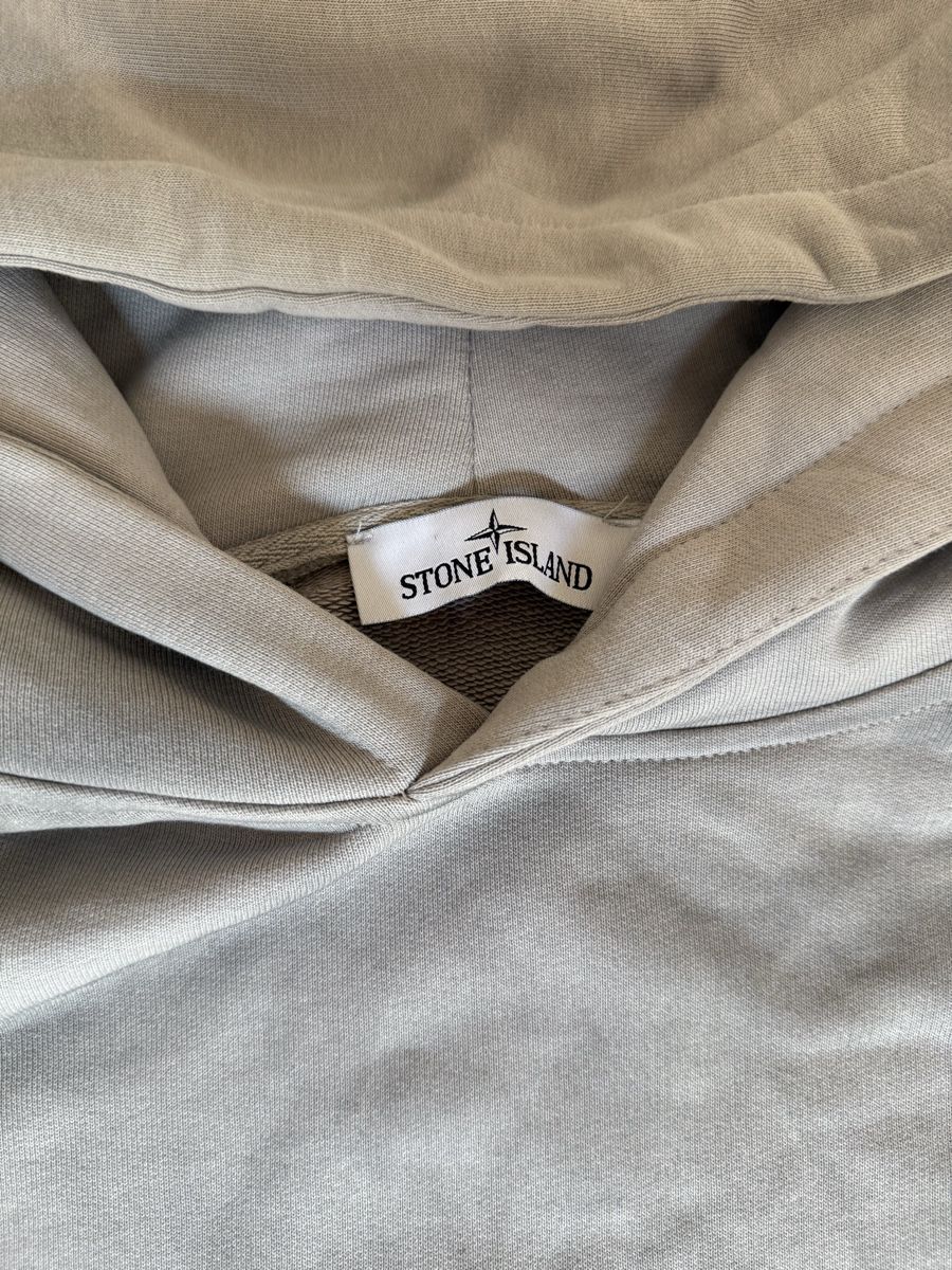 Stone Island Maglioni & Felpe: Sweat Stone Island à capuche gris  – Nuovo (secondo la descrizione) da Yverdon-les-Bains venduto da tan_z9n5 1