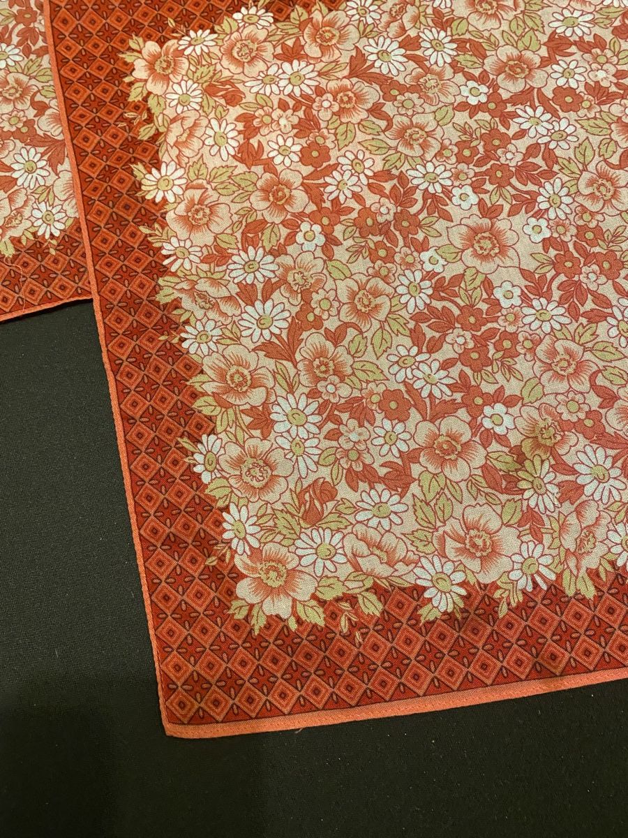 Altro in  Abbigliamento & Accessori: Vintage mit Blumenmuster, 2Stk. Taschentuch – Nuovo (secondo la descrizione) da Zofingen venduto da _ina 2