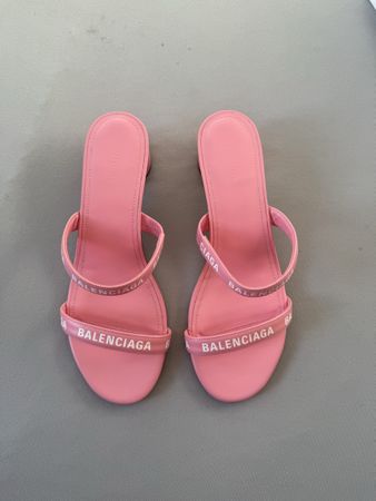 Balenciaga Sandalen pink Grösse 38 Leder Made in Italy