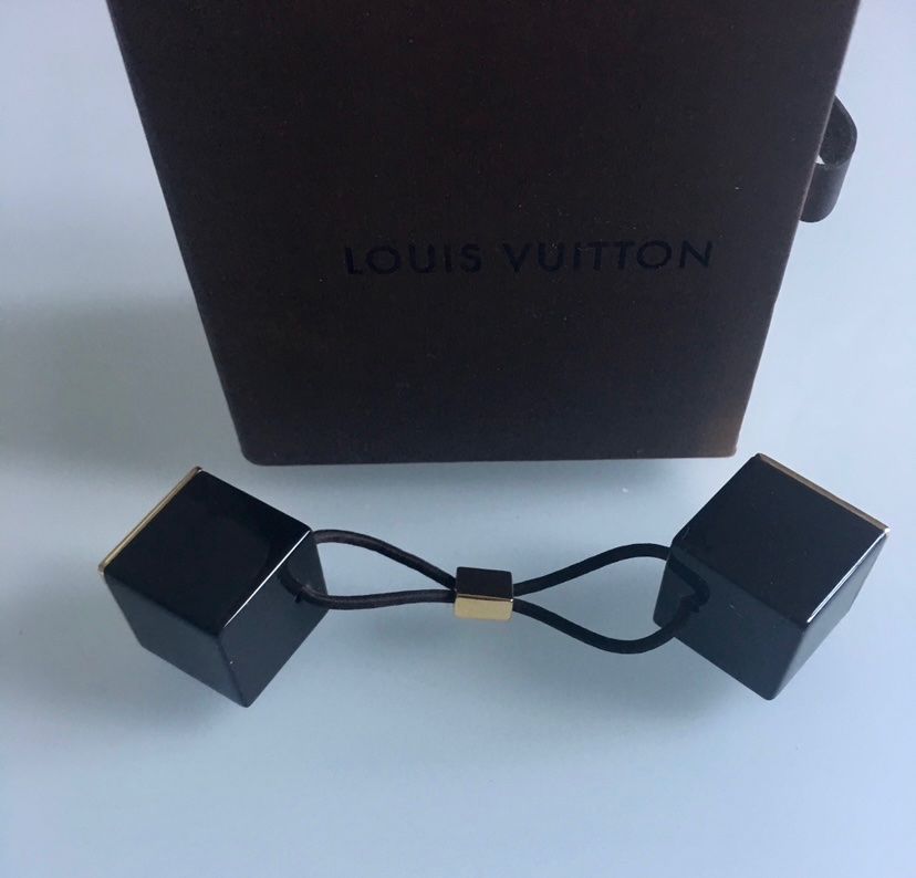 Louis Vuitton Accessori per capelli: Louis Vuitton elastico per capelli – Nuovo (secondo la descrizione) da Mendrisio venduto da SGR85 2