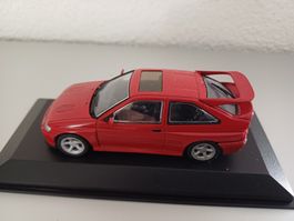 Ford Escort Cosworth red - Minichamps 430 082104