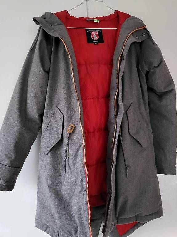 Giacche: Graue Winterjacke | Derbe | Gr. S – Usato da Dübendorf venduto da ani_gxt7 1