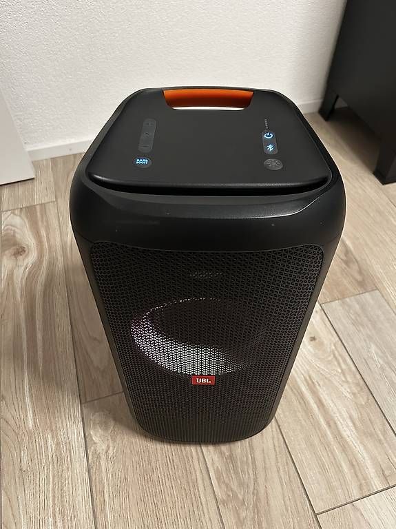 JBL Lautsprecher: Haut-parleur JBL Partybox 100 – Gebraucht aus Biel/Bienne von Binot20 2