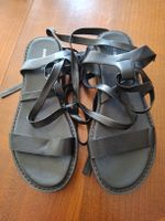 Sandali estivi neri stringati, numero 38 - Perfetti!