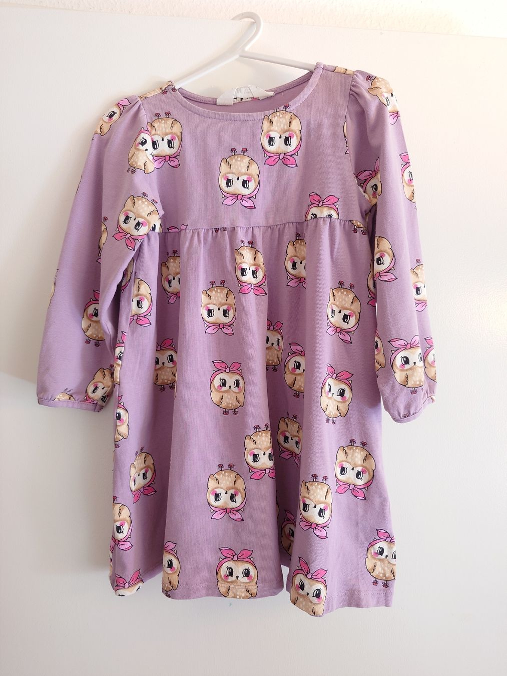 Vestiti & Gonne: Mädchen Kleid lila Eulenmuster, Grösse 104 – Usato da Uster venduto da snowy_6