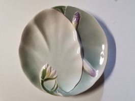 Assiette décorative céramique nénuphar, 21cm, bon état