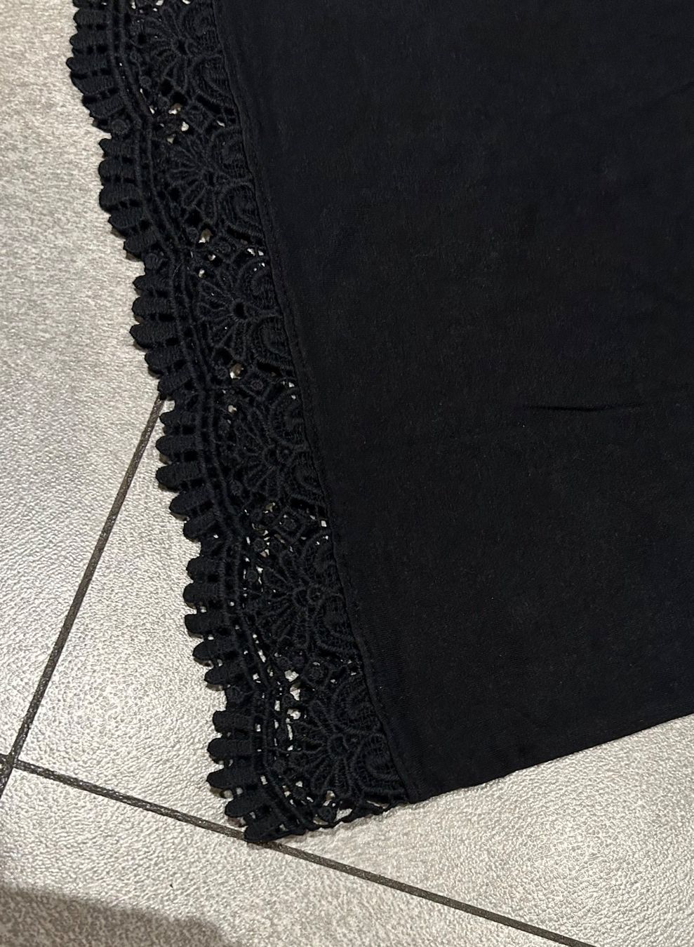Top: Top en dentelle NOIR gr. S – Nuovo (secondo la descrizione) da Arbedo venduto da nadia1973 1