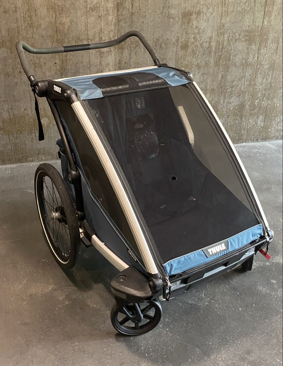 Thule Remorques: Thule Chariot Cross für 2 Kinder – D'occasion à Basel par Amay28 5
