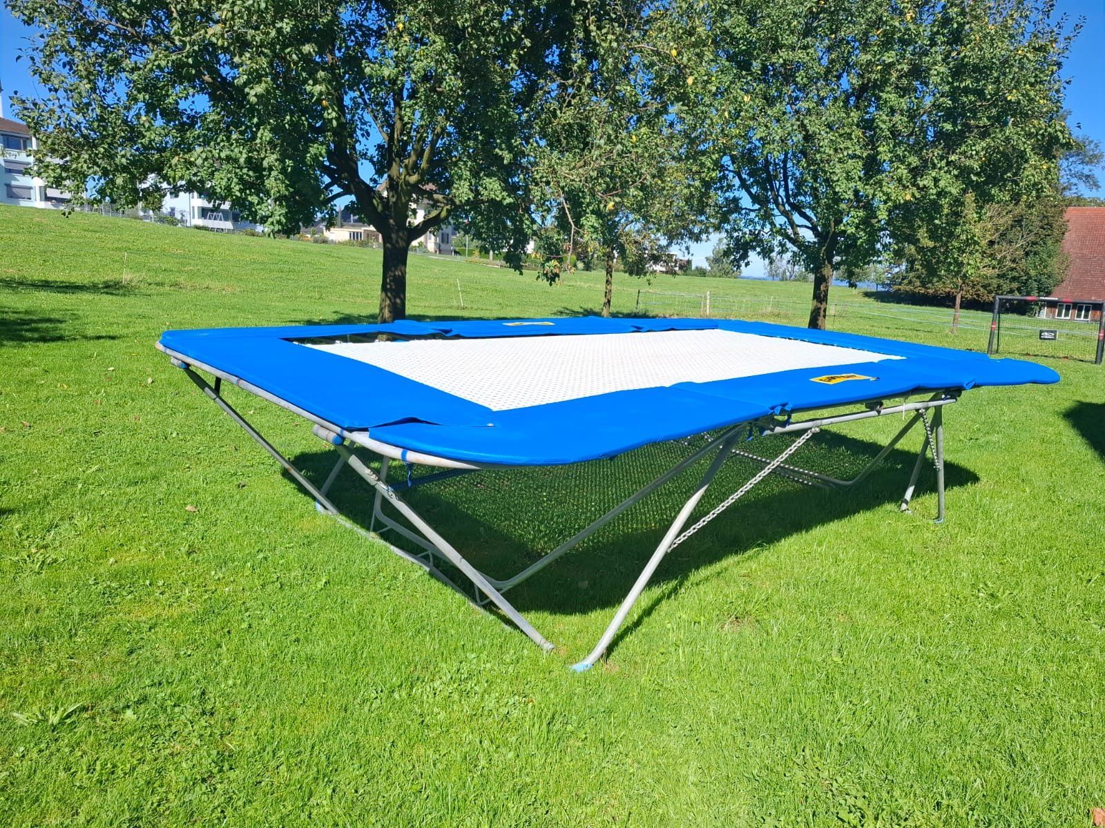 Trampolini: Trampolin Eurotramp – Usato da Rain venduto da skodaauto