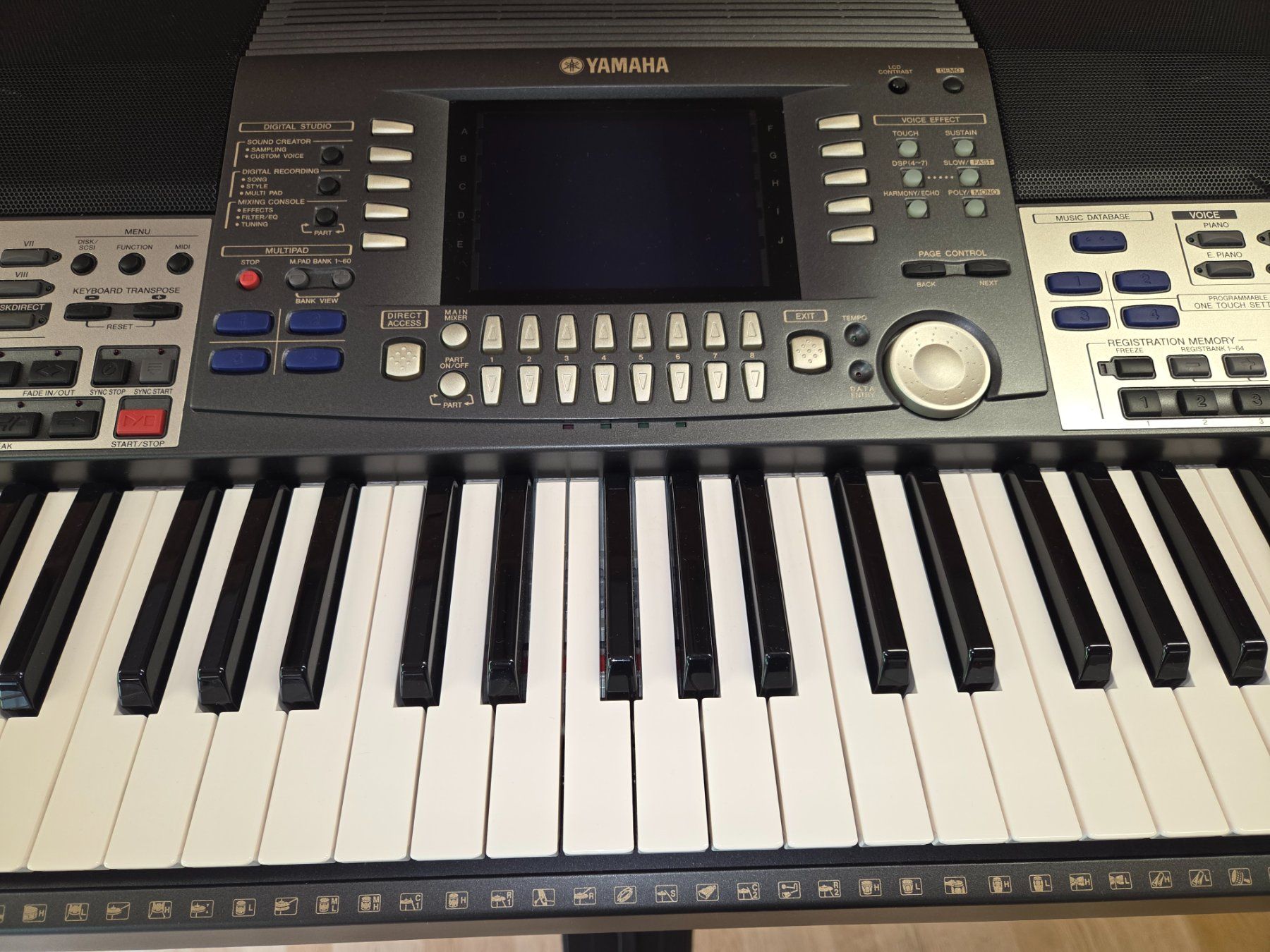 Instruments de musique: YAMAHA PSR 9000 NEUWERTIG – D'occasion à goldau par flonf 2