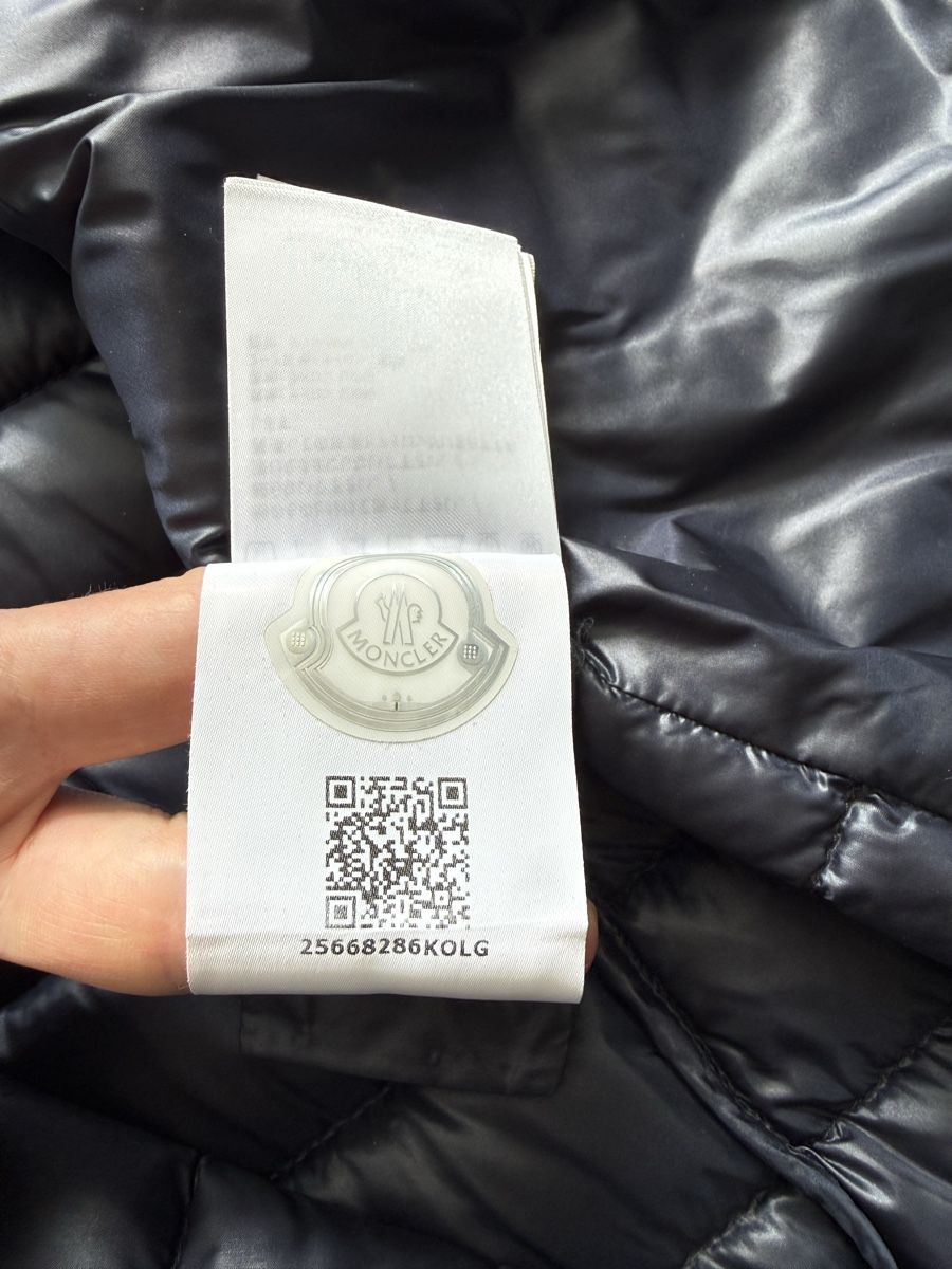 Moncler Mäntel: Moncler Rubis giubbotto 2 – Neu (gemäss Beschreibung) aus Ebikon von nat_jzh5 4