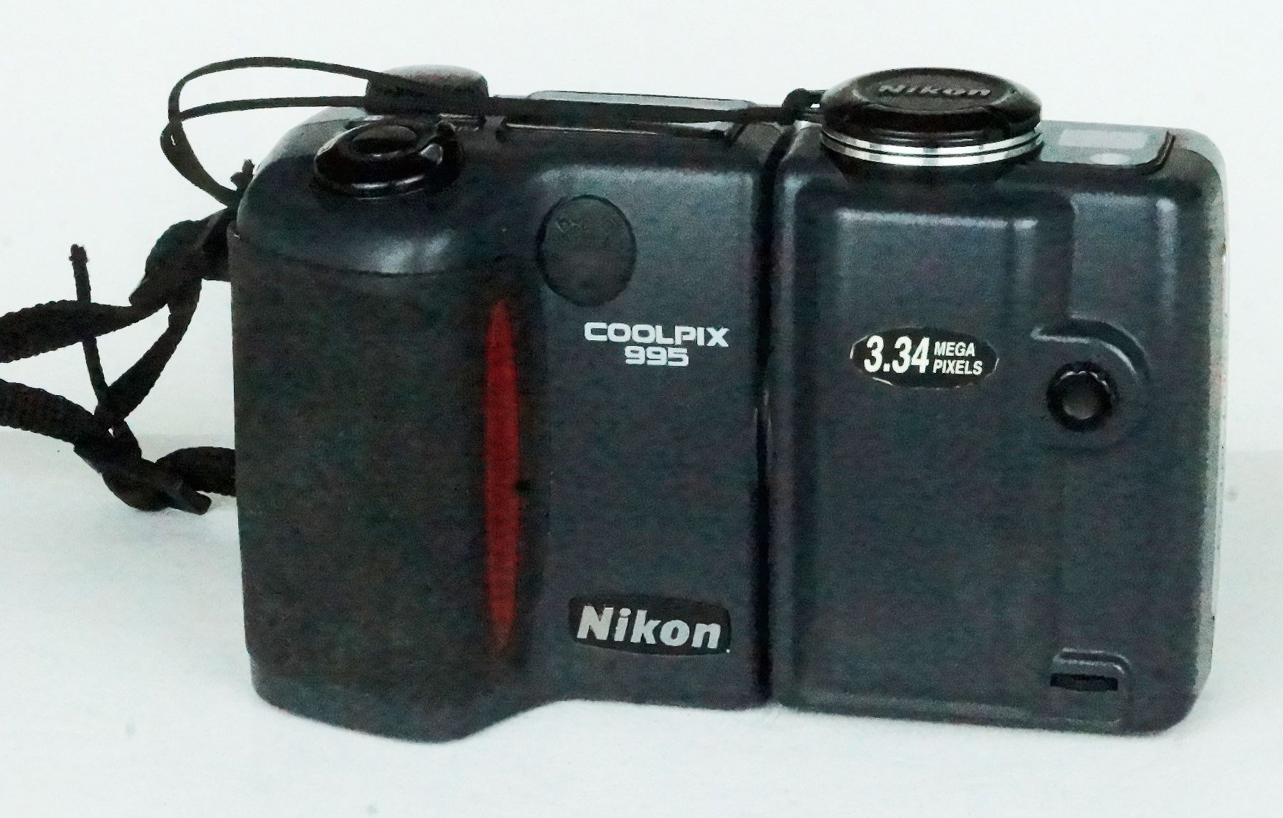 Coolpix Kamera: Nikon COOLPIX 995 – Gebraucht aus Zürich von phueni