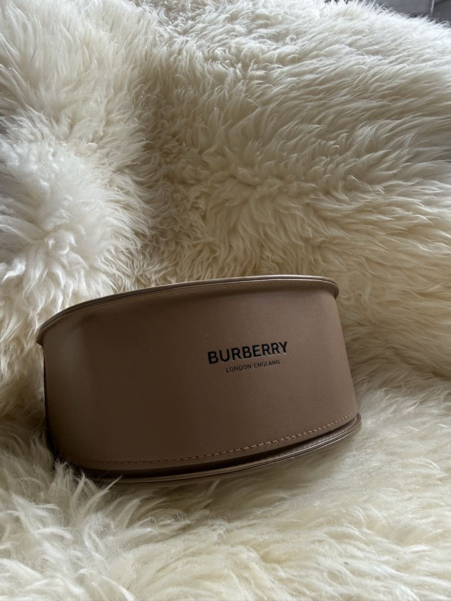 Burberry Occhiali & Lenti: Burberry Sonnenbrille mit Etui – Usato da Biel/Bienne venduto da lichterhoh 3