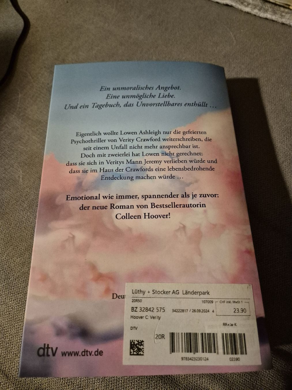 Bücher: Colleen Hoover Verity  – Gebraucht aus Frauenfeld von Redlady2088 1