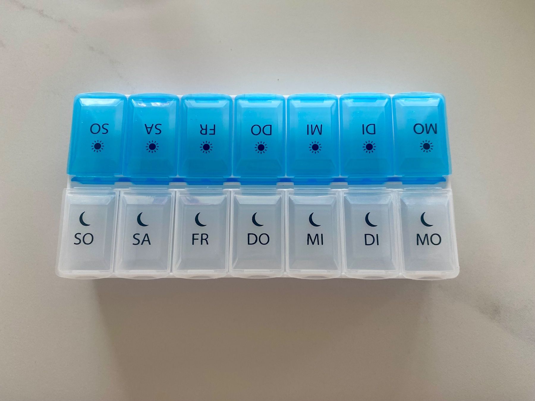 Sonstige Kosmetik & Pflege: Tablettendose 7 Tage transparent – Neu (gemäss Beschreibung) aus Zürich von esk_6ymz