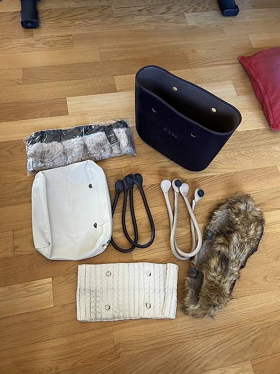 Borse da donna: Borsa O Bag – Usato da Tenero venduto da pet_w2hl 1