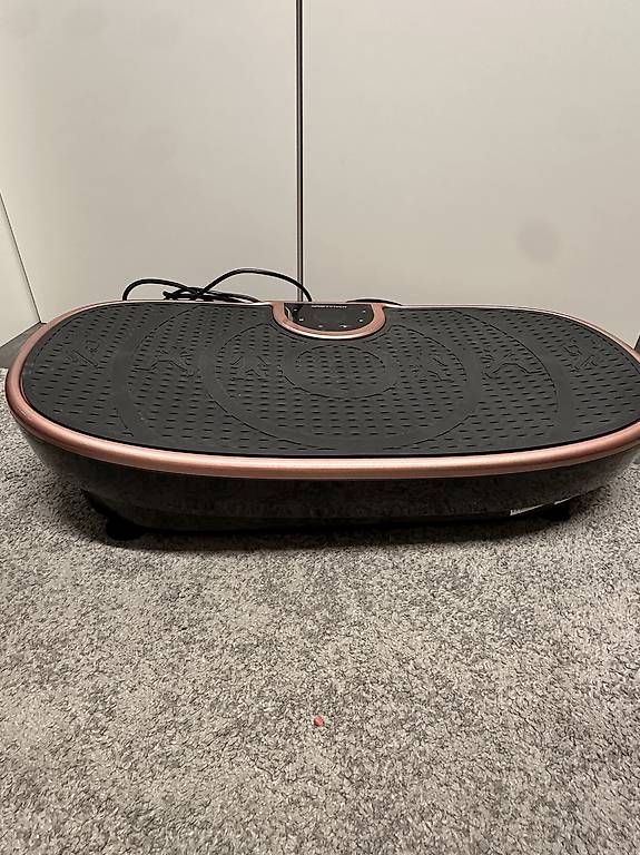 Vélos d'appartement: Sportstech VP250 Vibrationsplatte – D'occasion à Allschwil par nic_6yf6