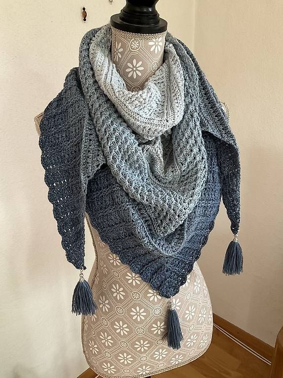 Foulard & Sciarpe: Schultertuch Watteweich – Nuovo (secondo la descrizione) da Neuhausen venduto da Mandala65