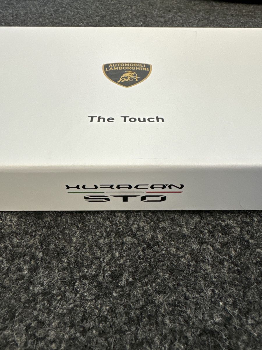 Guanti & manicotti: Lamborghini Huracan STO Handschuhe – Nuovo e nell'imballaggio originale da Oftringen venduto da lar_569b 1