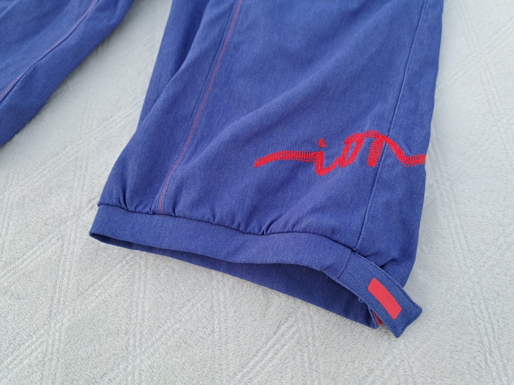 Pantaloni: ION Surfer Shorts Surfing elements Gr. 38/M – Usato da Gysenstein venduto da joshuas81 1