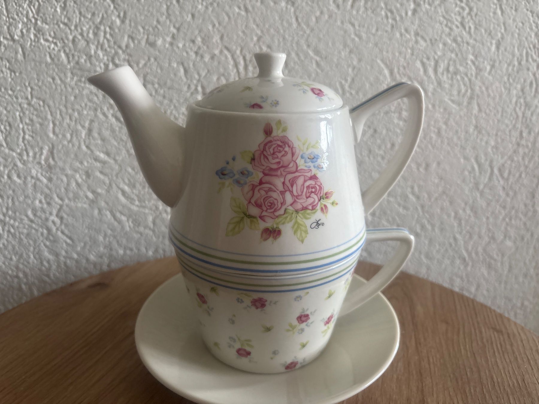 Teekannen: Teekanne mit Tasse – Gebraucht aus Aarwangen von kah_79t5