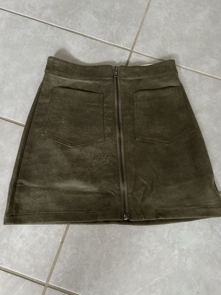 Röcke: Rock mit Langarm Shirt, Gr.xs, neu. – Neu und originalverpackt aus Stein AG von Amic_5275