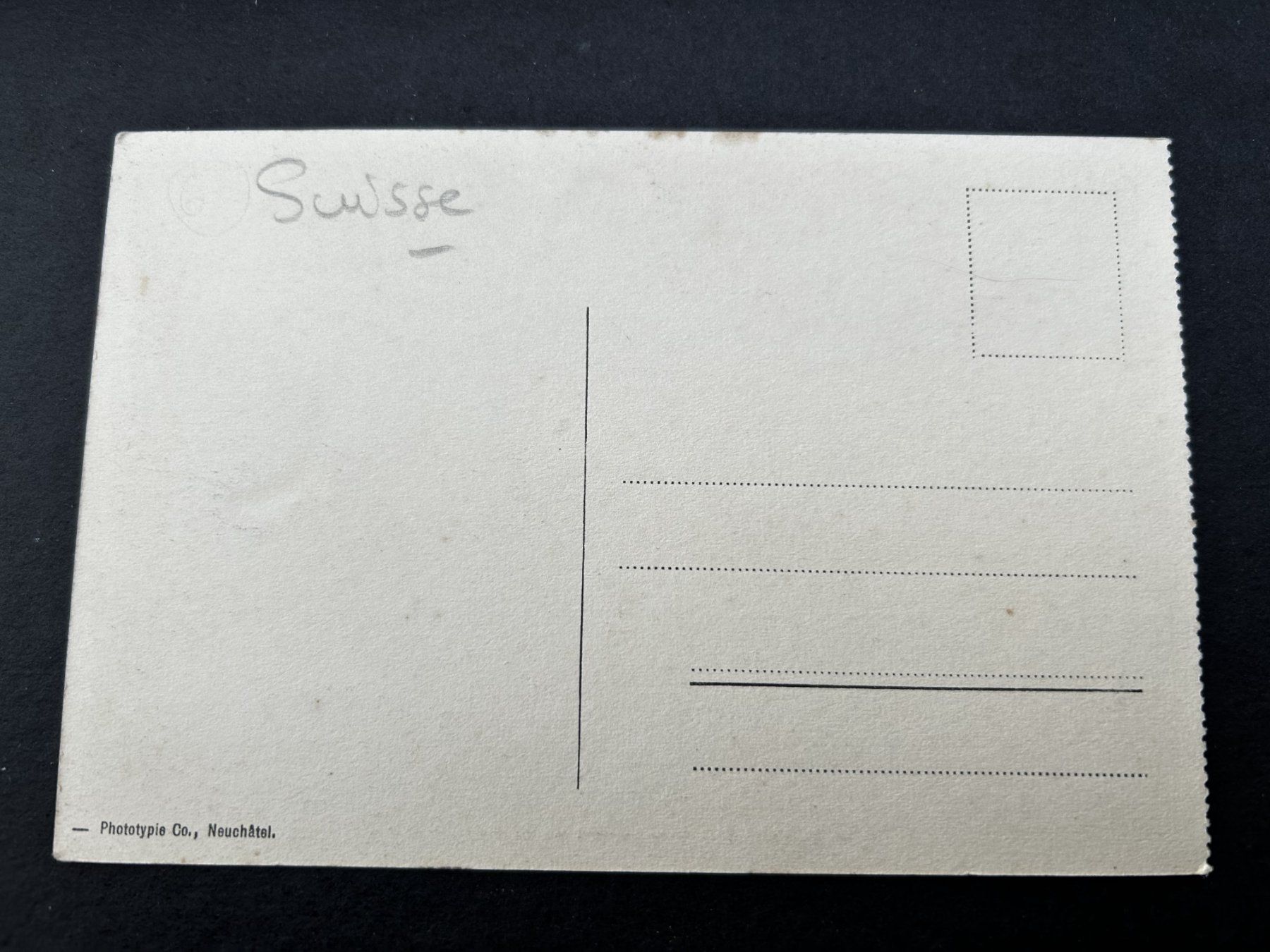 Cartoline postali: Neuchâtel, Monument de la République – Usato da Hefenhofen venduto da Bierinder 1