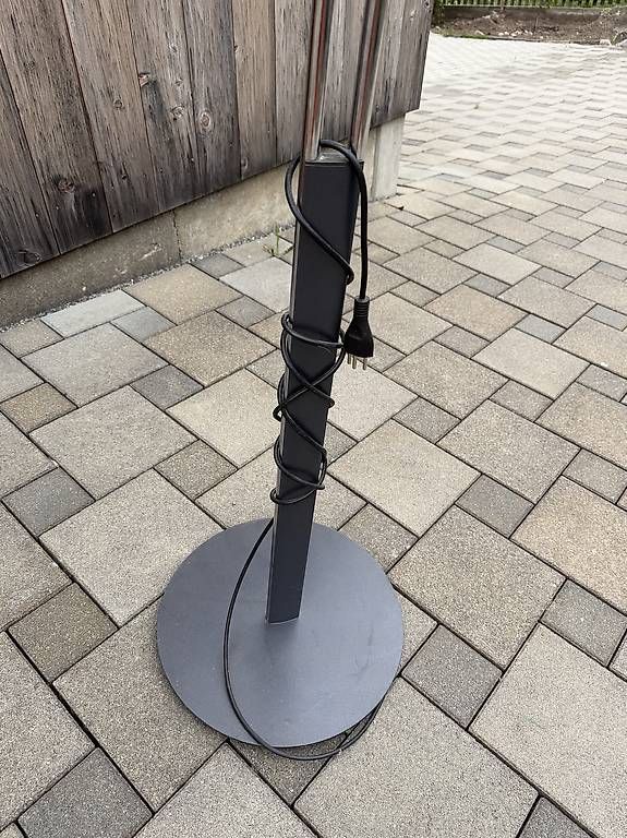Lampade: Stehlampe, funktioniert einwandfrei – Usato da St. Stephan venduto da Tanja46 1